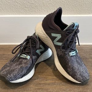 Womens New Balance Tennis Shoes